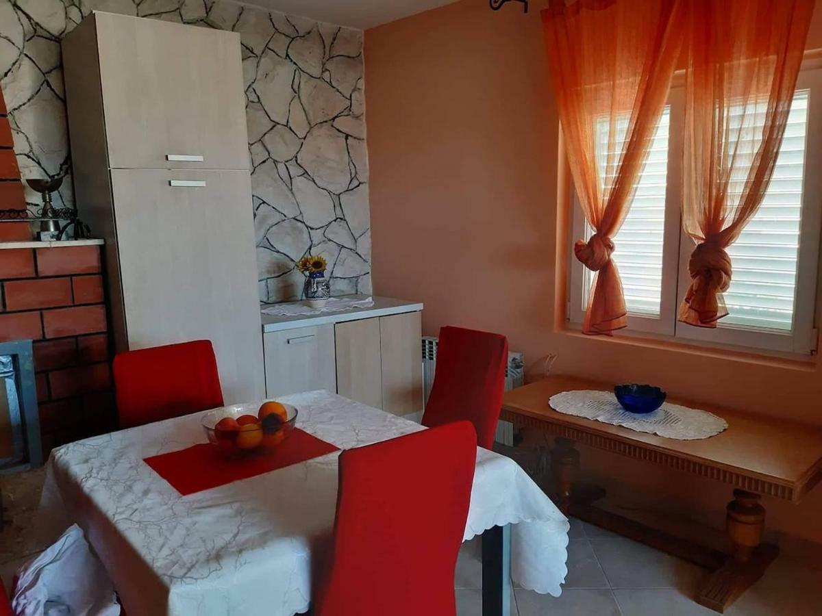 Apartman Lucija Trogir Eksteriør billede